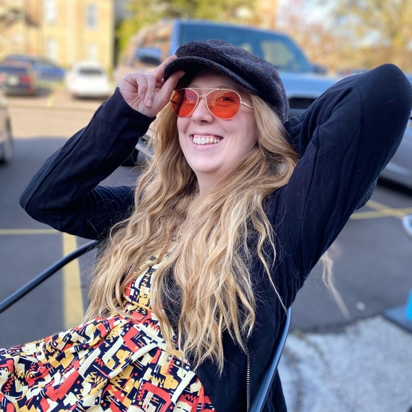 Meet your Posher, Glee - Picture 2 of 2